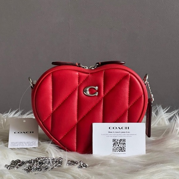 CE766 - Coach Heart Crossbody 14 with Pillow Quilting - Picture 11 of 13